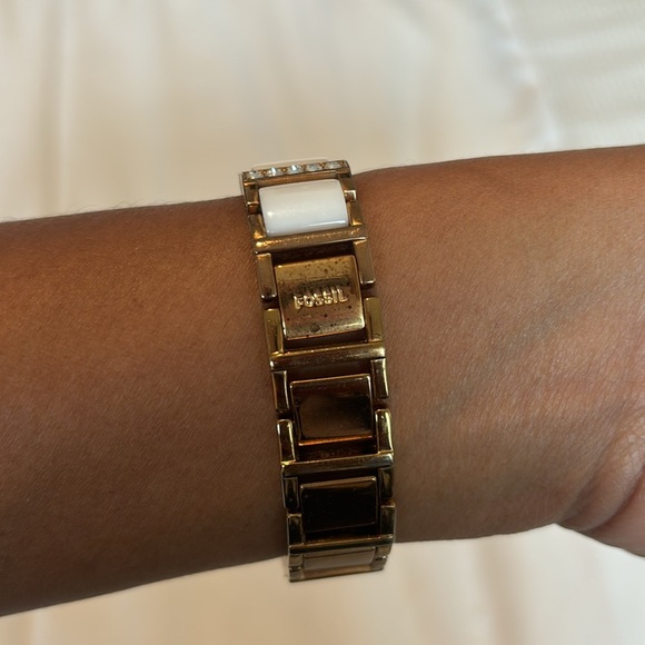 FOSSIL - Rose Gold and white watch - Picture 3 of 6